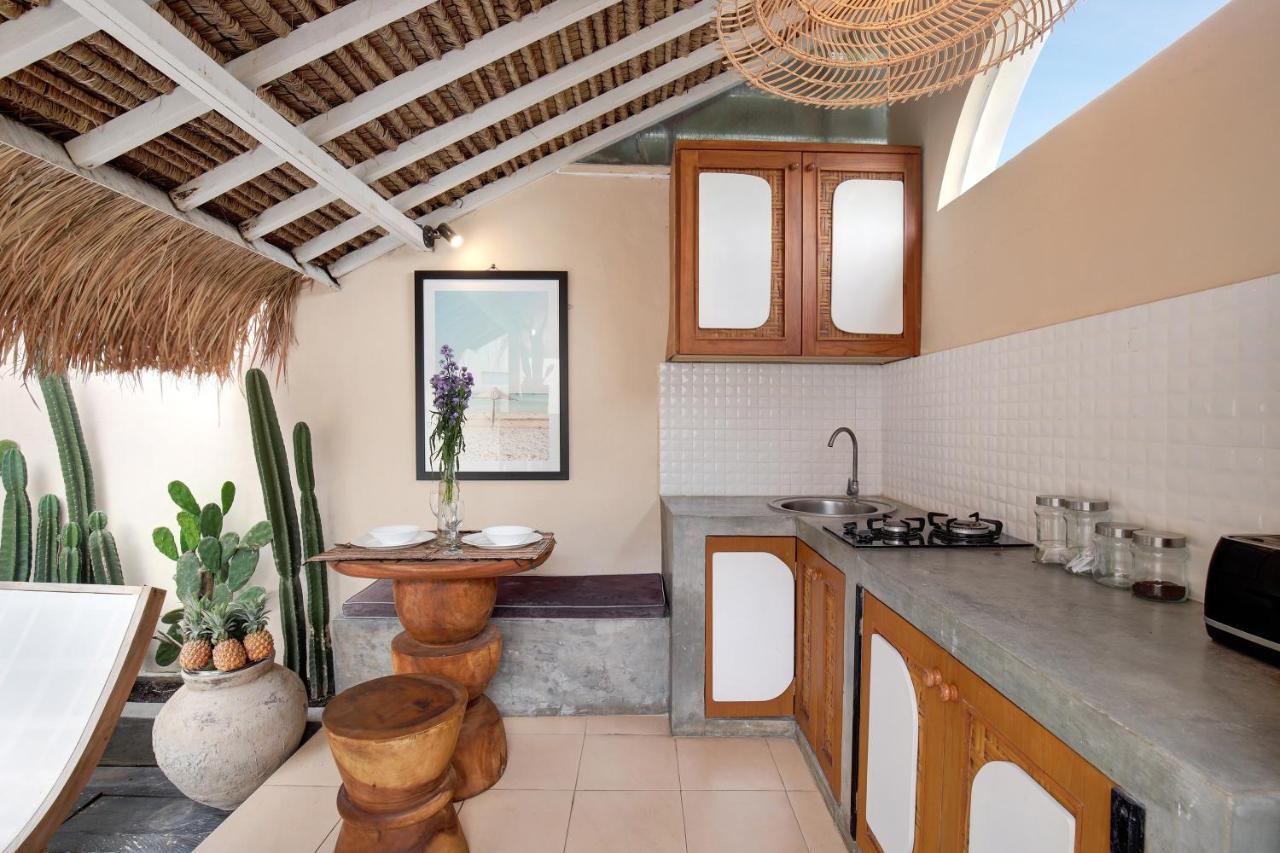 Seminyak Beach Bungalow Studio Villa 1 With Private Pool Sbb1 Dış mekan fotoğraf